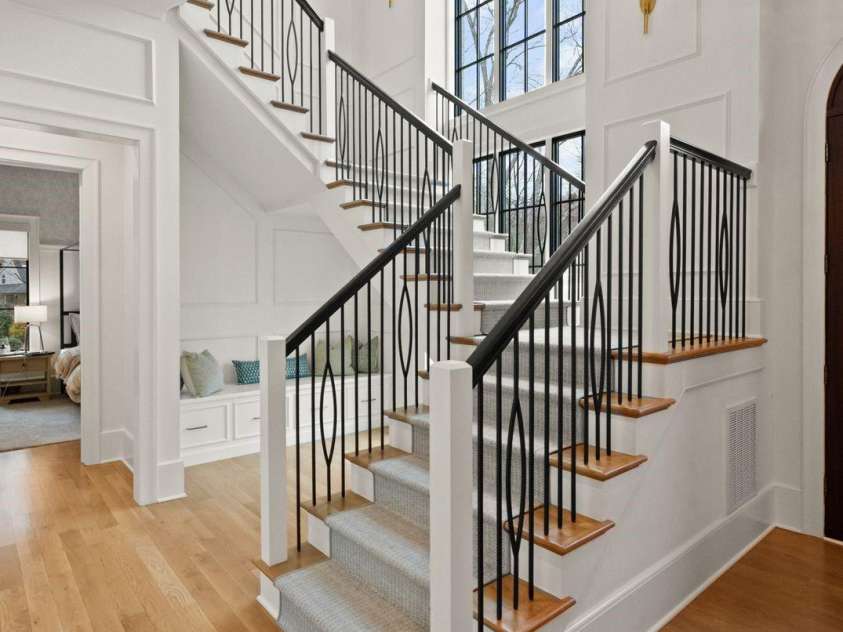 4420 Forest Hills Drive, Charlotte, NC 28226.  MLS# CAR4399080, YatesRealty ID 35659. 