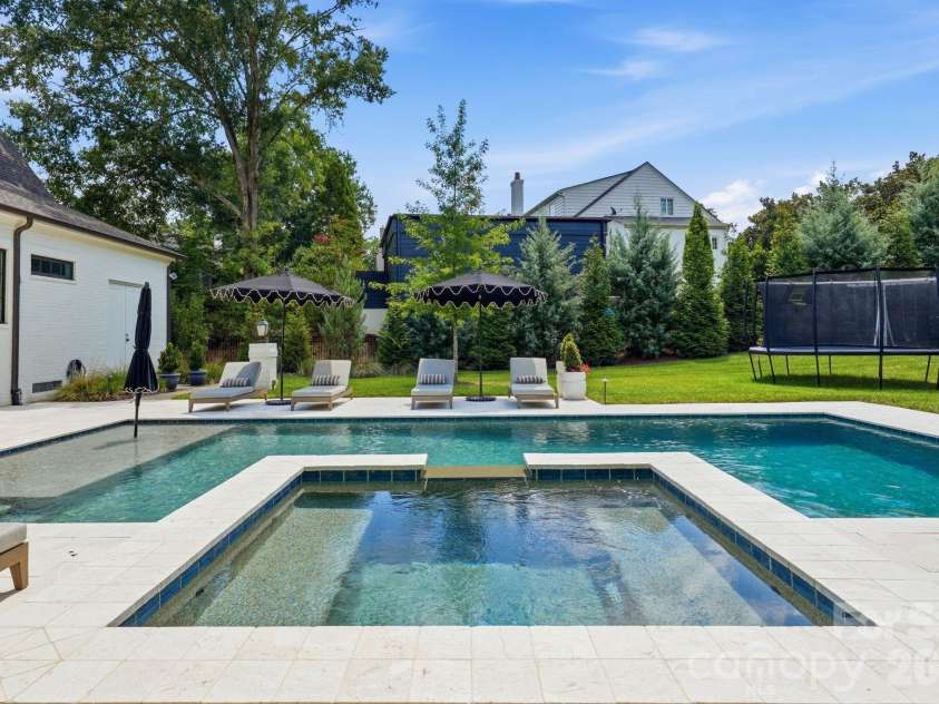 4420 Forest Hills Drive, Charlotte, NC 28226.  MLS# CAR4399080, YatesRealty ID 35659. 