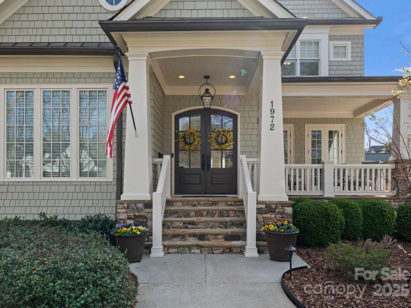 1972 Maryland Avenue, Charlotte, NC 28209.  MLS# CAR4231963, YatesRealty ID 3566. Front Entry