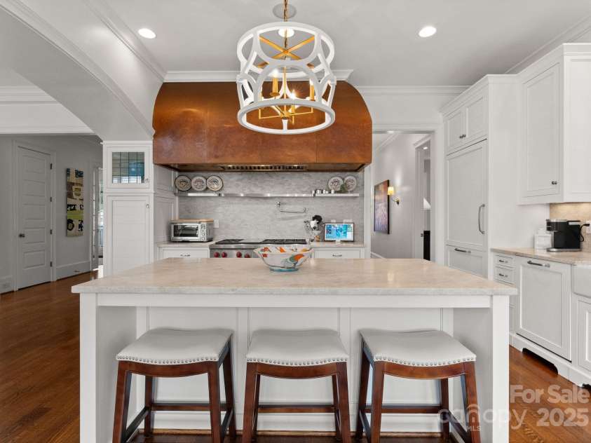 1972 Maryland Avenue, Charlotte, NC 28209.  MLS# CAR4231963, YatesRealty ID 3566. Kitchen