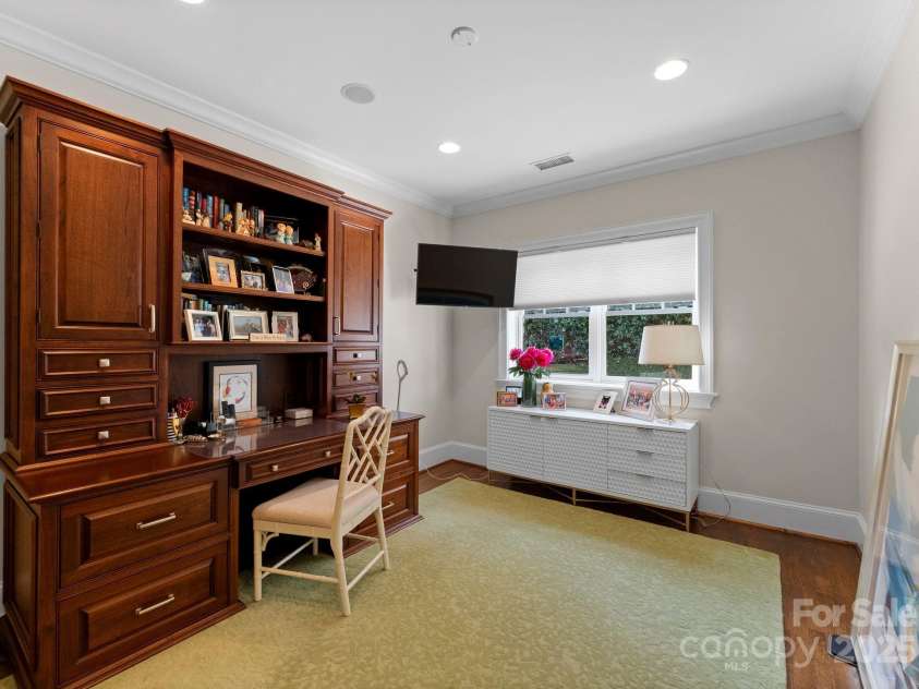1972 Maryland Avenue, Charlotte, NC 28209.  MLS# CAR4231963, YatesRealty ID 3566. Office
