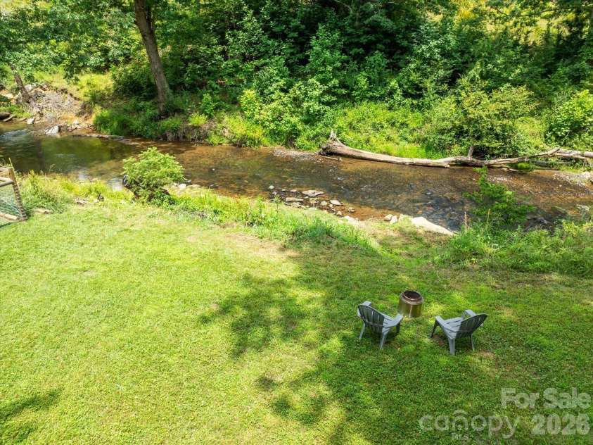 79 Laurel Cove Road, Candler, NC 28715.  MLS# CAR4400837, YatesRealty ID 35663. 