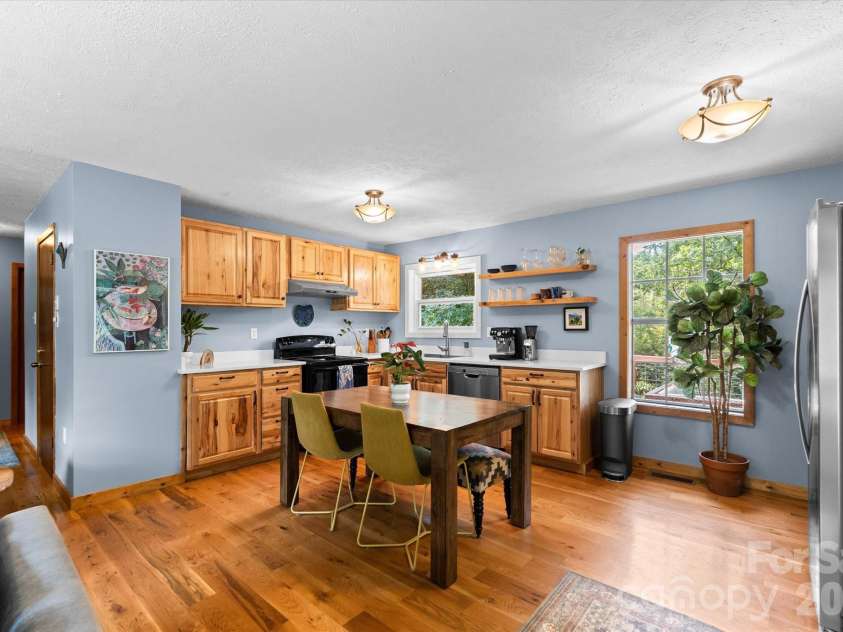 79 Laurel Cove Road, Candler, NC 28715.  MLS# CAR4400837, YatesRealty ID 35663. 