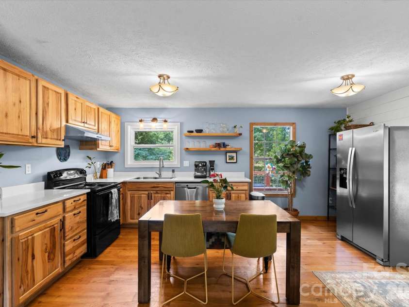 79 Laurel Cove Road, Candler, NC 28715.  MLS# CAR4400837, YatesRealty ID 35663. 
