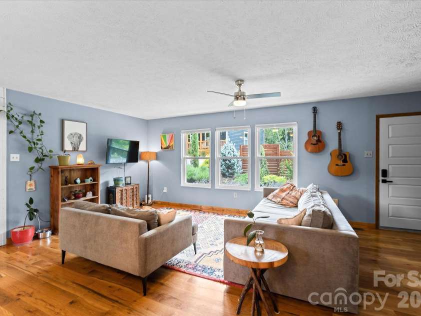 79 Laurel Cove Road, Candler, NC 28715.  MLS# CAR4400837, YatesRealty ID 35663. 