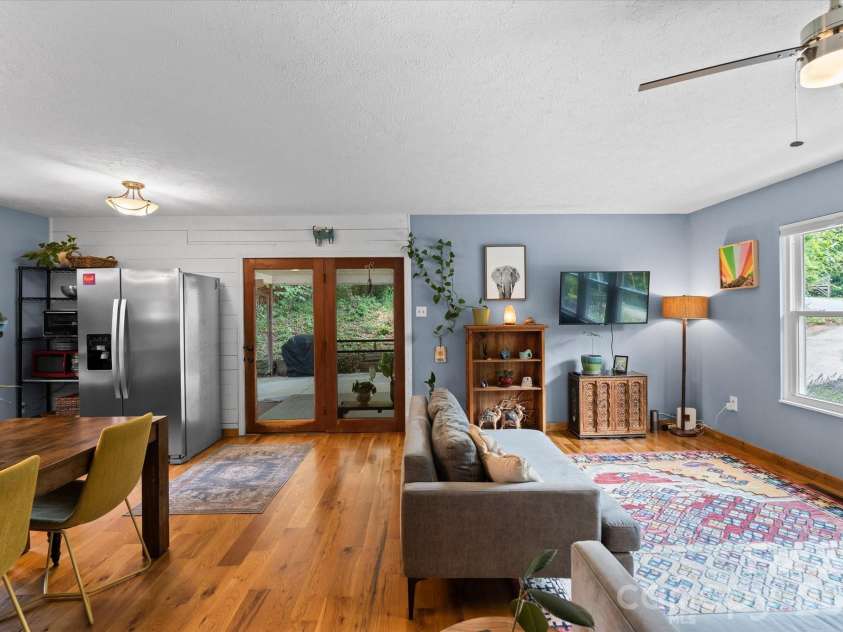 79 Laurel Cove Road, Candler, NC 28715.  MLS# CAR4400837, YatesRealty ID 35663. 