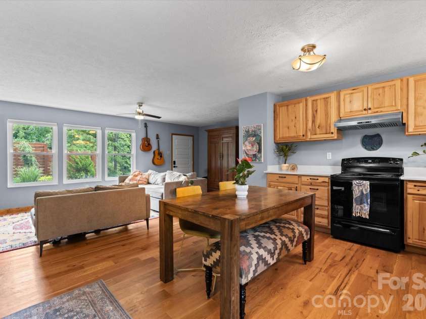 79 Laurel Cove Road, Candler, NC 28715.  MLS# CAR4400837, YatesRealty ID 35663. 