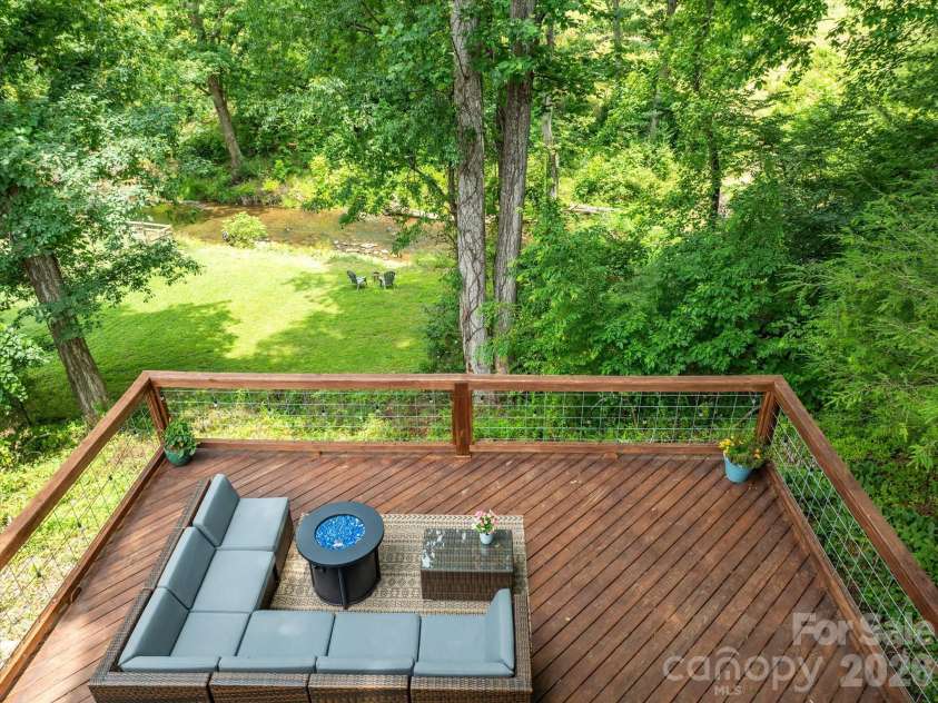 79 Laurel Cove Road, Candler, NC 28715.  MLS# CAR4400837, YatesRealty ID 35663. 
