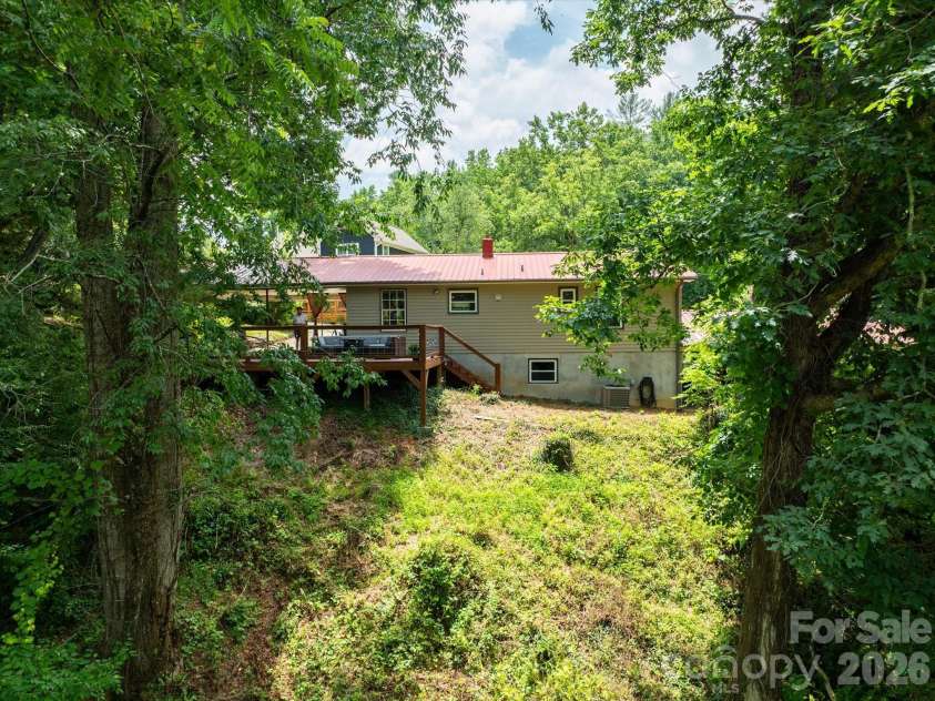 79 Laurel Cove Road, Candler, NC 28715.  MLS# CAR4400837, YatesRealty ID 35663. 