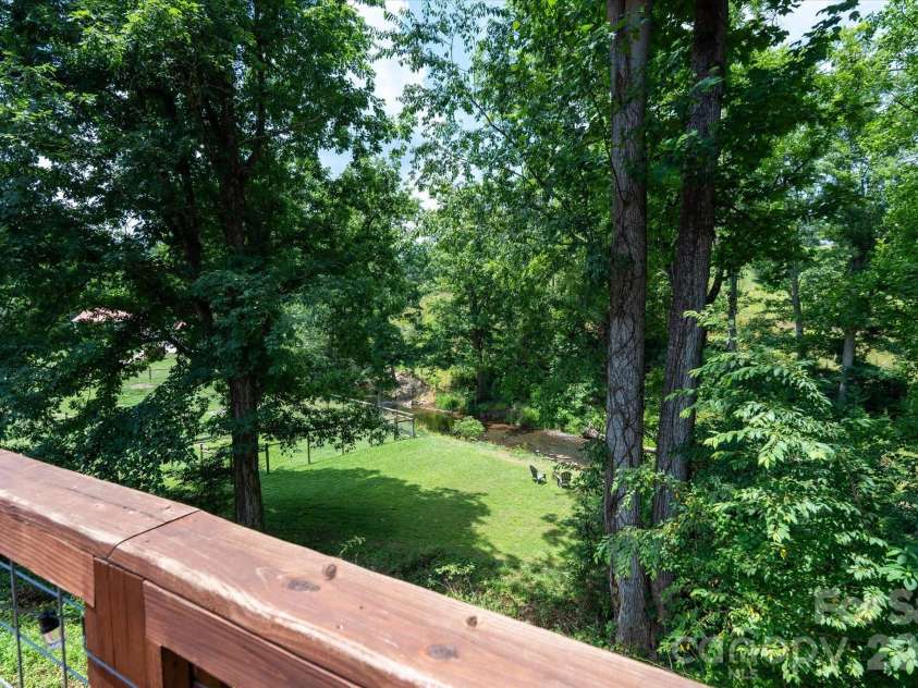 79 Laurel Cove Road, Candler, NC 28715.  MLS# CAR4400837, YatesRealty ID 35663. 