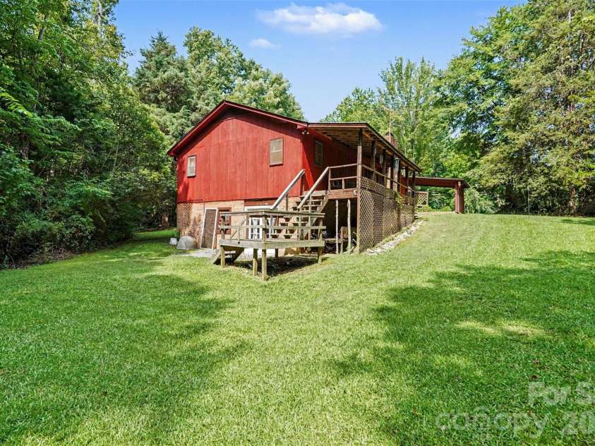 7707 Waxhaw Highway, Waxhaw, NC 28173.  MLS# CAR4401660, YatesRealty ID 35665. 