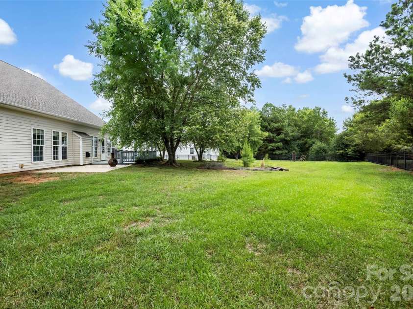 1106 Alyssum Lane, Indian Trail, NC 28079.  MLS# CAR4399289, YatesRealty ID 35667. Fenced in backyard