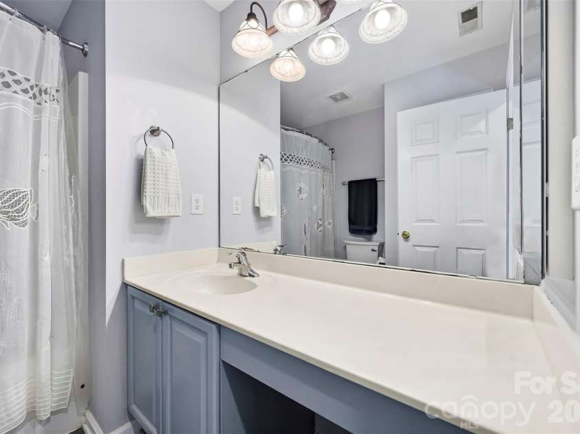 1106 Alyssum Lane, Indian Trail, NC 28079.  MLS# CAR4399289, YatesRealty ID 35667. Guest bath