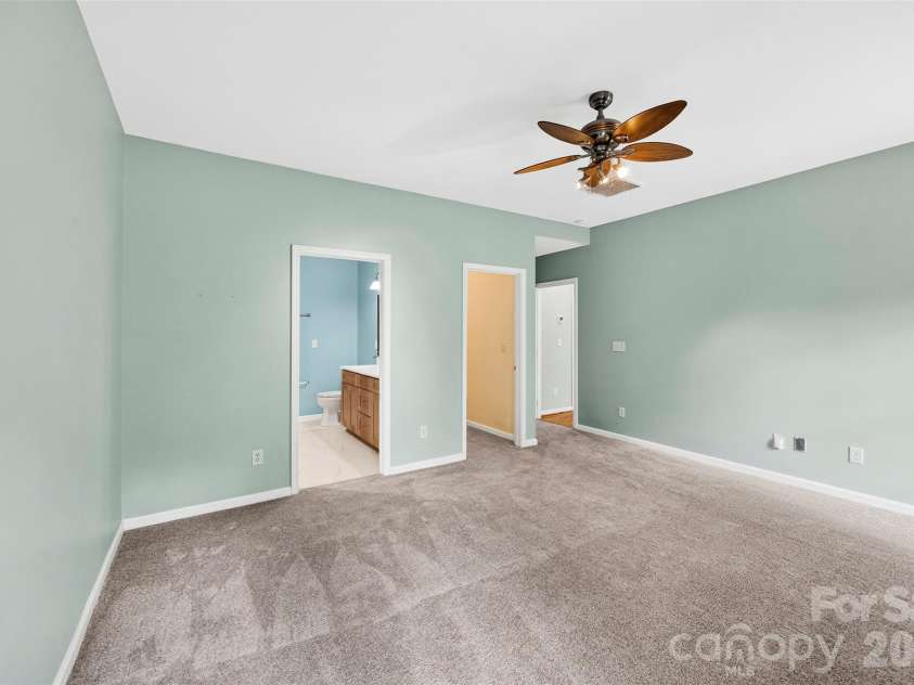 1106 Alyssum Lane, Indian Trail, NC 28079.  MLS# CAR4399289, YatesRealty ID 35667. Primary suite