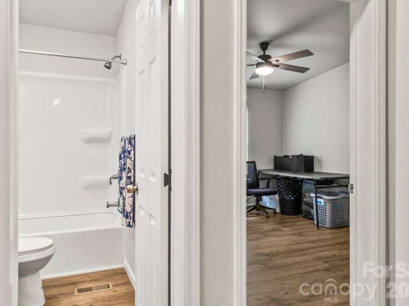 4265 Dry Pond Lane, Conover, NC 28613.  MLS# CAR4396128, YatesRealty ID 35668. View to second bath and second bedroom