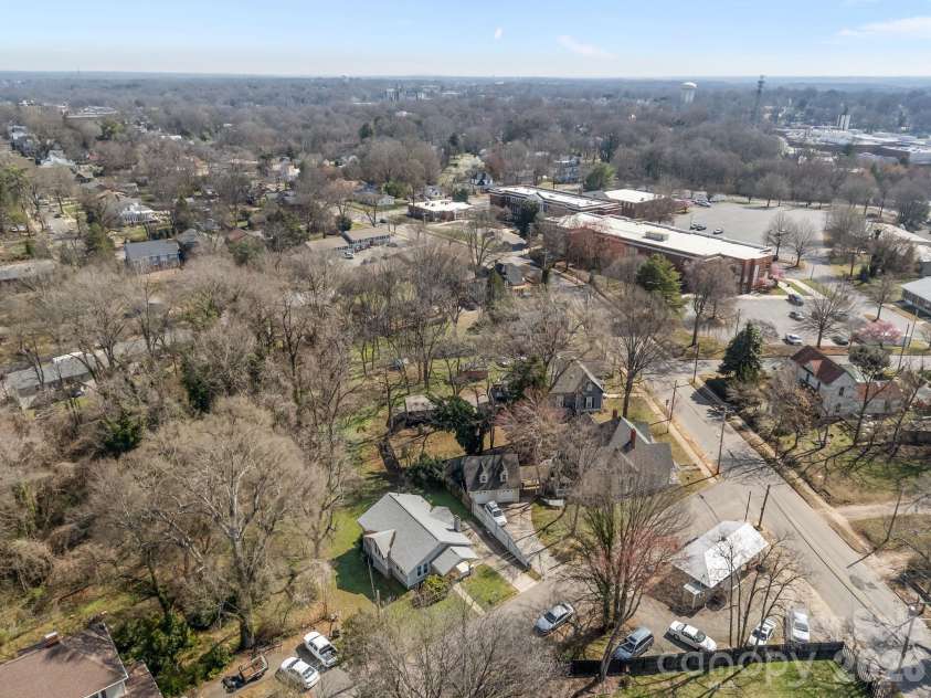 127 Patterson Street, Statesville, NC 28677.  MLS# CAR4354932, YatesRealty ID 3567. 