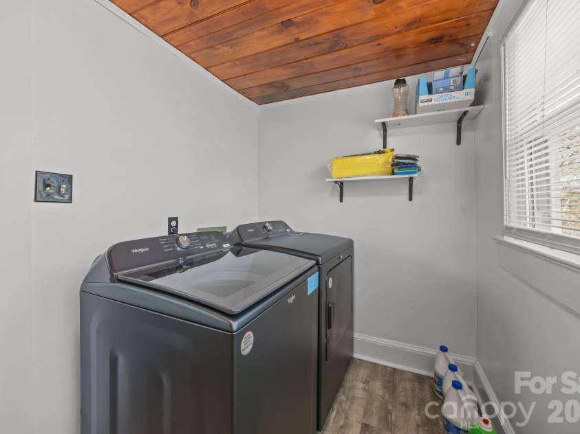 127 Patterson Street, Statesville, NC 28677.  MLS# CAR4354932, YatesRealty ID 3567. 