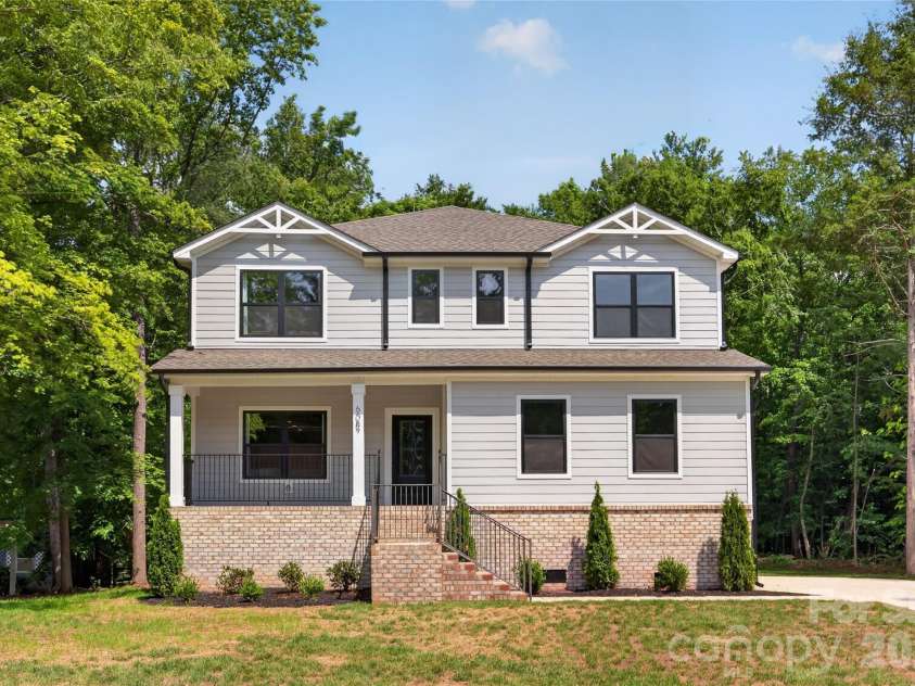 6087 Cambridge Drive, Harrisburg, NC 28075.  MLS# CAR4401702, YatesRealty ID 35670. 