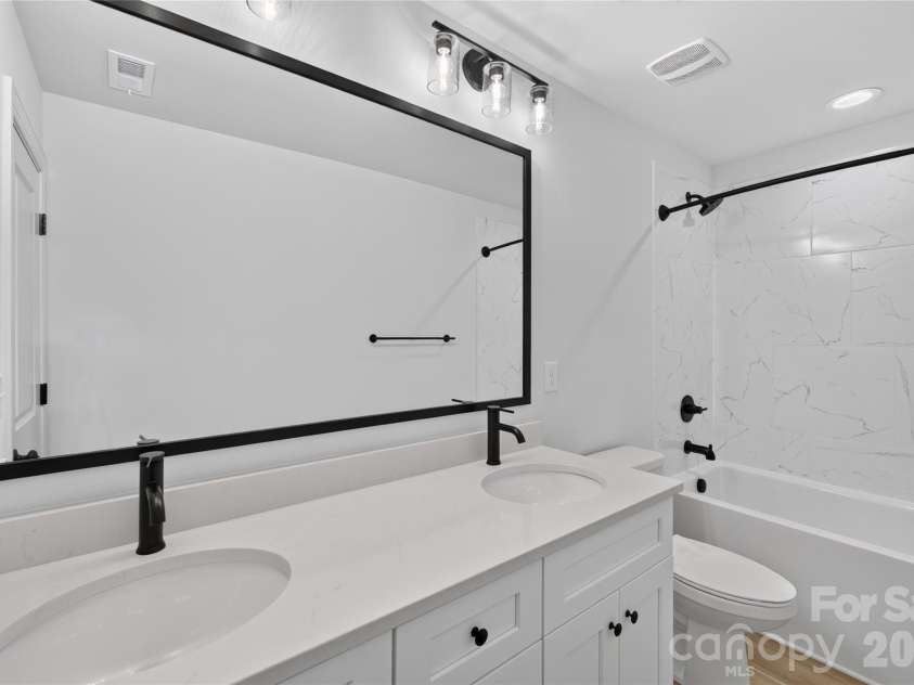 6087 Cambridge Drive, Harrisburg, NC 28075.  MLS# CAR4401702, YatesRealty ID 35670. 