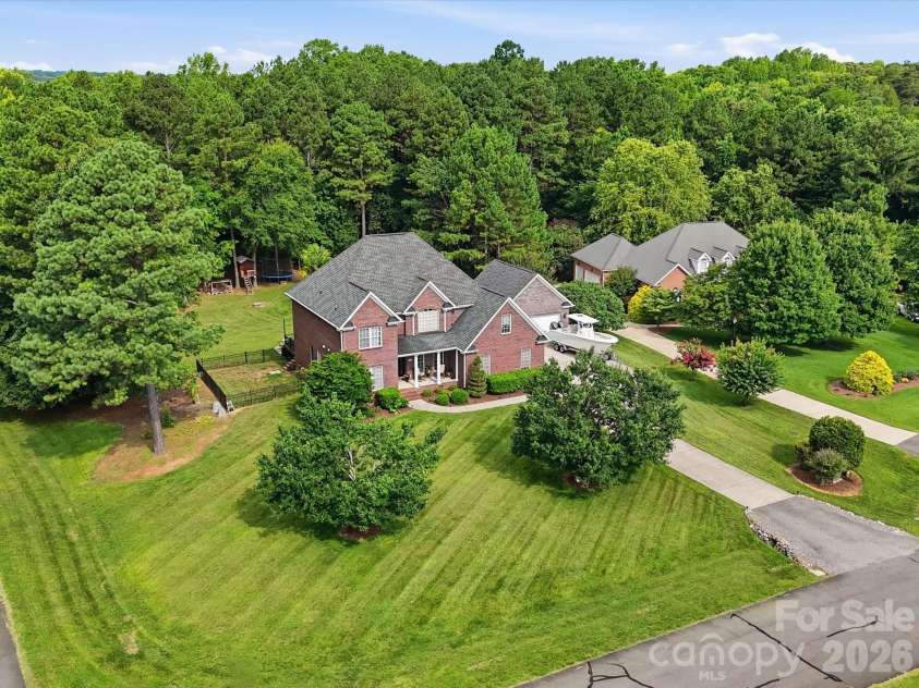 3009 Mason Court, Lake Wylie, SC 29710.  MLS# CAR4399714, YatesRealty ID 35672. 