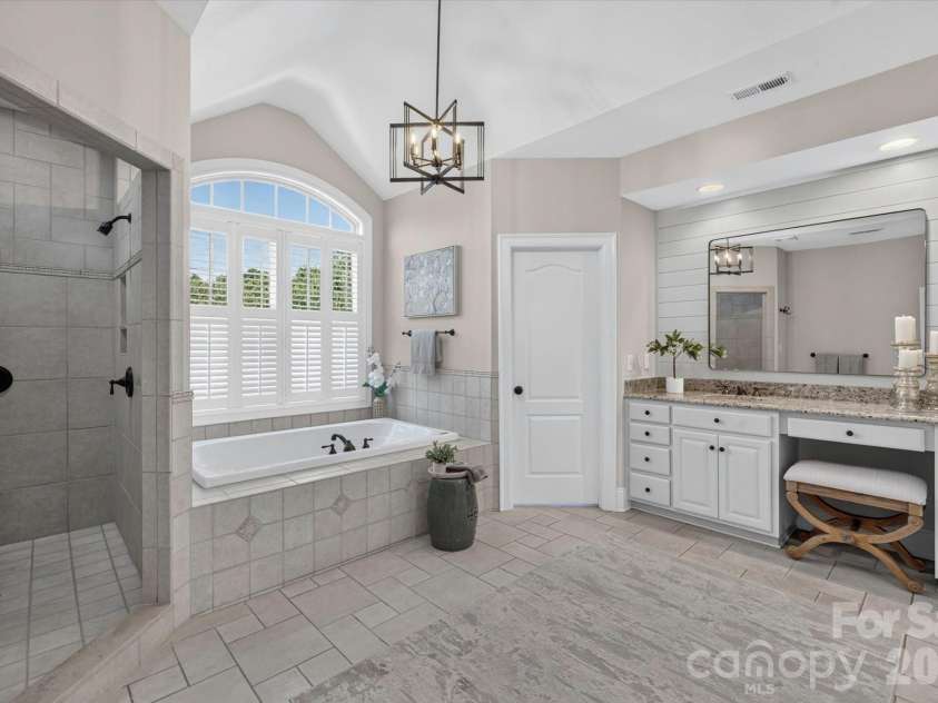1309 Venetian Way Drive, Waxhaw, NC 28173.  MLS# CAR4390671, YatesRealty ID 35674. 