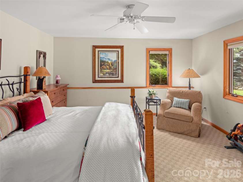 33 Banker Drive, Waynesville, NC 28786.  MLS# CAR4401413, YatesRealty ID 35676. 