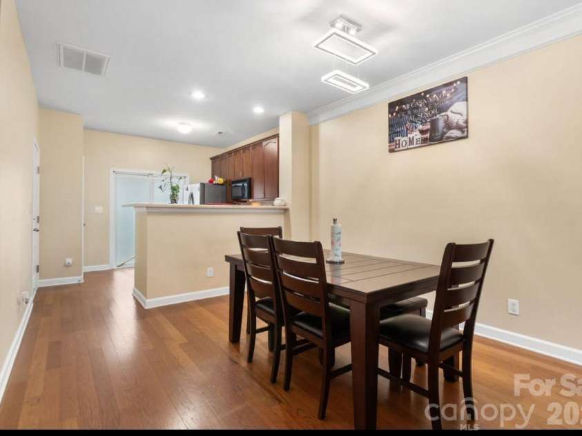 8409 Scotney Bluff Avenue, Charlotte, NC 28273.  MLS# CAR4399215, YatesRealty ID 35677. 