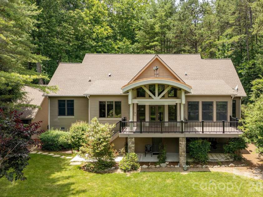 763 Deerlake Road, Brevard, NC 28712.  MLS# CAR4390981, YatesRealty ID 35678. 