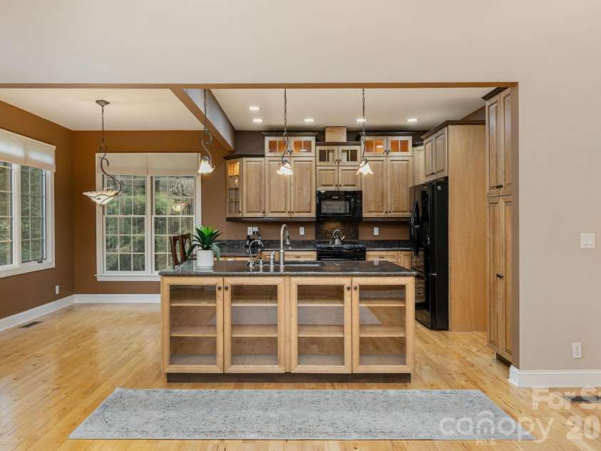 763 Deerlake Road, Brevard, NC 28712.  MLS# CAR4390981, YatesRealty ID 35678. 