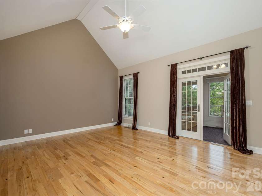 763 Deerlake Road, Brevard, NC 28712.  MLS# CAR4390981, YatesRealty ID 35678. 