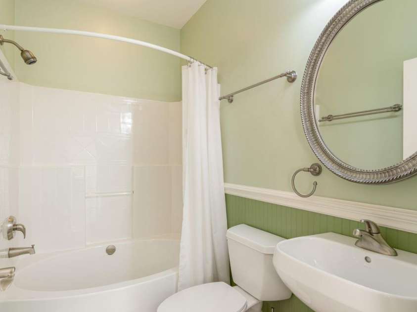 763 Deerlake Road, Brevard, NC 28712.  MLS# CAR4390981, YatesRealty ID 35678. 