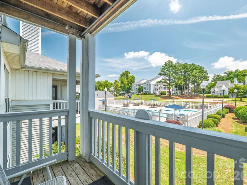 11 Hamiltons Bay Court, Clover, SC 29710.  MLS# CAR4399555, YatesRealty ID 35679. 