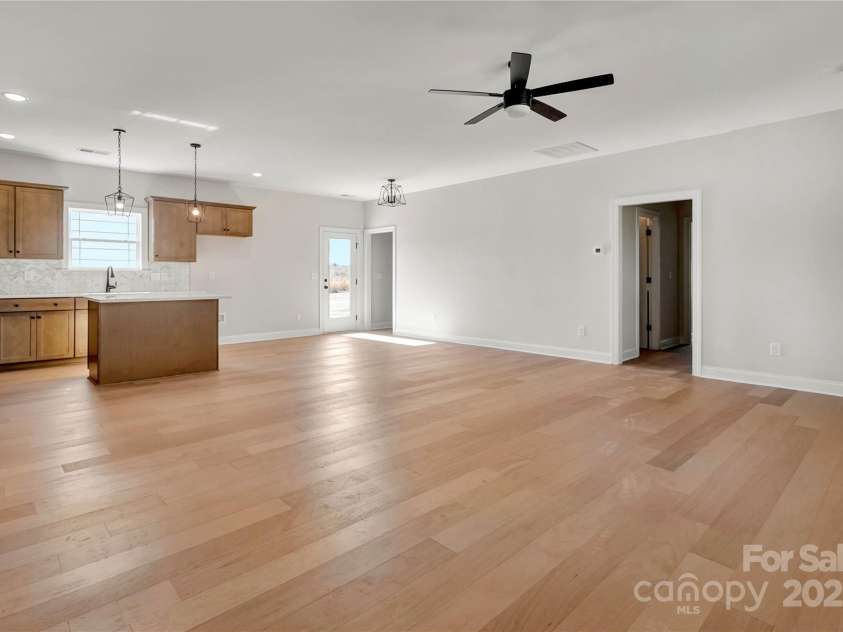 520 Shoal Road, Lincolnton, NC 28092.  MLS# CAR4222770, YatesRealty ID 3568. 