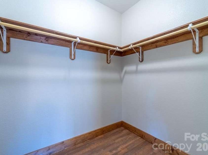 397 Kennelly Loop, Murphy, NC 28906.  MLS# CAR4398623, YatesRealty ID 35681. 