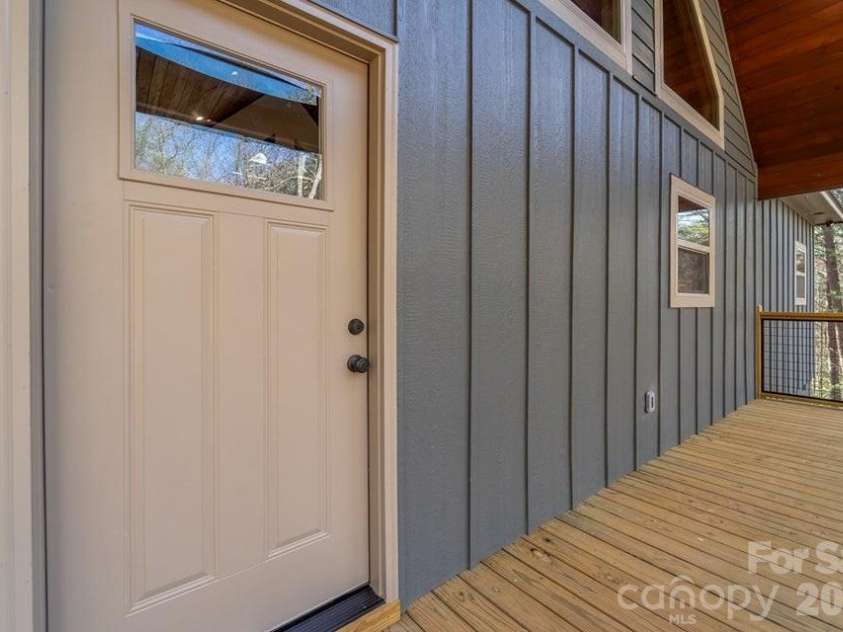 397 Kennelly Loop, Murphy, NC 28906.  MLS# CAR4398623, YatesRealty ID 35681. 