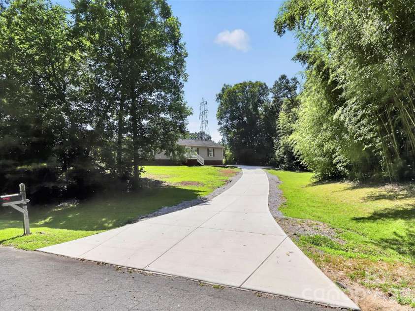 602 Timberwood Drive, Fort Mill, SC 29708.  MLS# CAR4400100, YatesRealty ID 35682. 