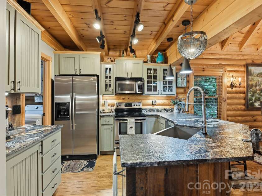 26 Tawodi Trail, Maggie Valley, NC 28751.  MLS# CAR4400579, YatesRealty ID 35683. 