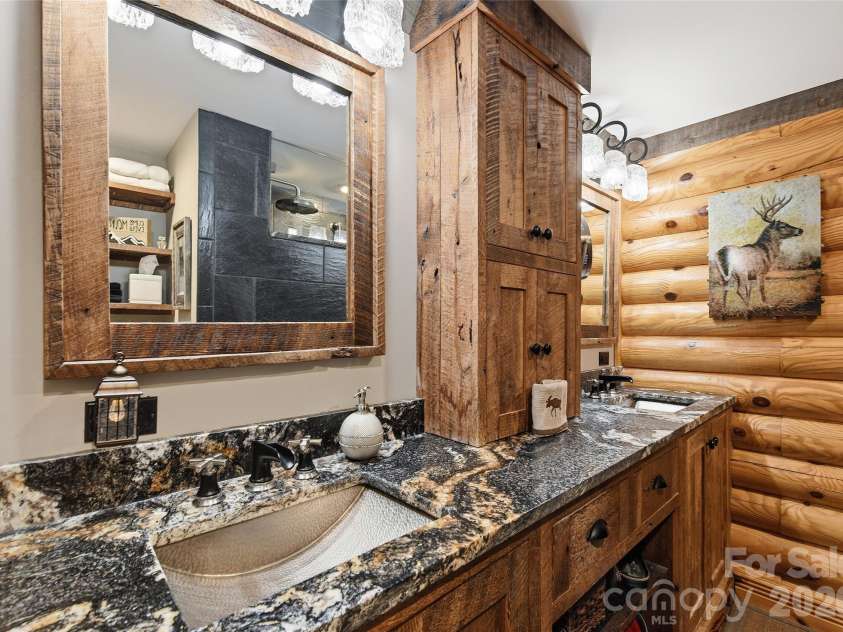 26 Tawodi Trail, Maggie Valley, NC 28751.  MLS# CAR4400579, YatesRealty ID 35683. 