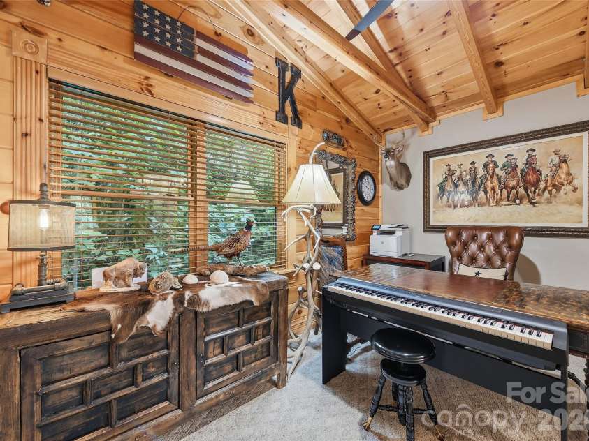 26 Tawodi Trail, Maggie Valley, NC 28751.  MLS# CAR4400579, YatesRealty ID 35683. 