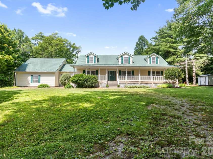 293 Sun Meadow Lane, Pisgah Forest, NC 28768.  MLS# CAR4396616, YatesRealty ID 35684. 
