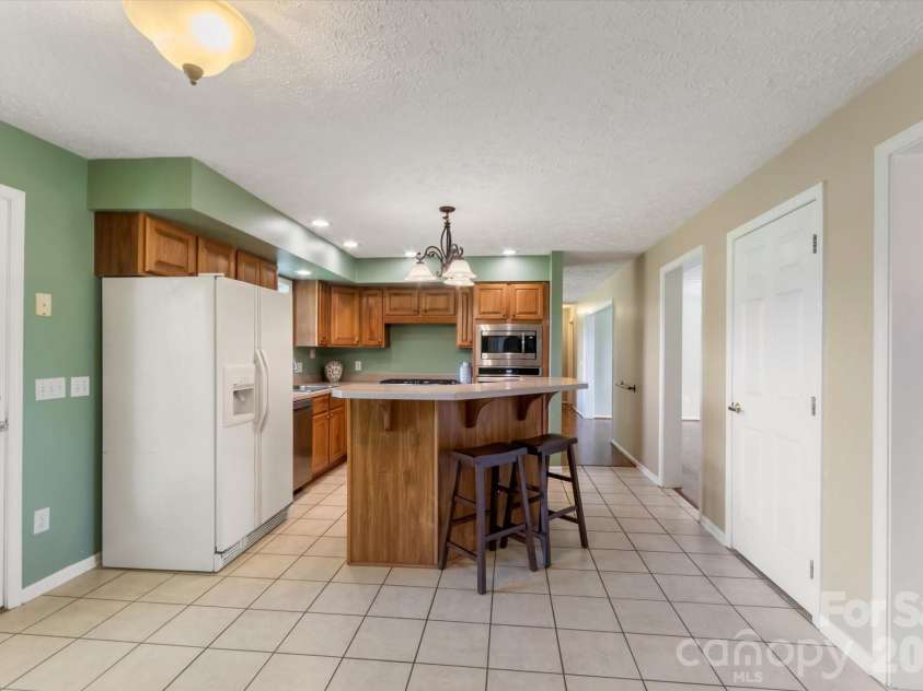 293 Sun Meadow Lane, Pisgah Forest, NC 28768.  MLS# CAR4396616, YatesRealty ID 35684. 