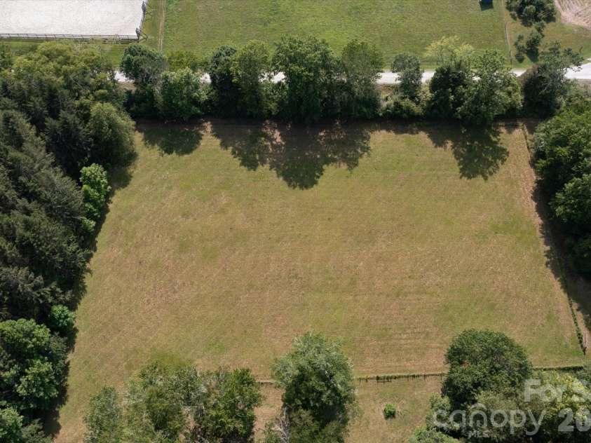 293 Sun Meadow Lane, Pisgah Forest, NC 28768.  MLS# CAR4396616, YatesRealty ID 35684. 