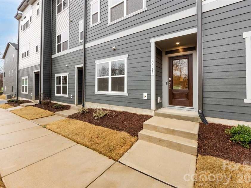 6012 Pivot Court, Charlotte, NC 28205.  MLS# CAR4357047, YatesRealty ID 35686. Covered front door