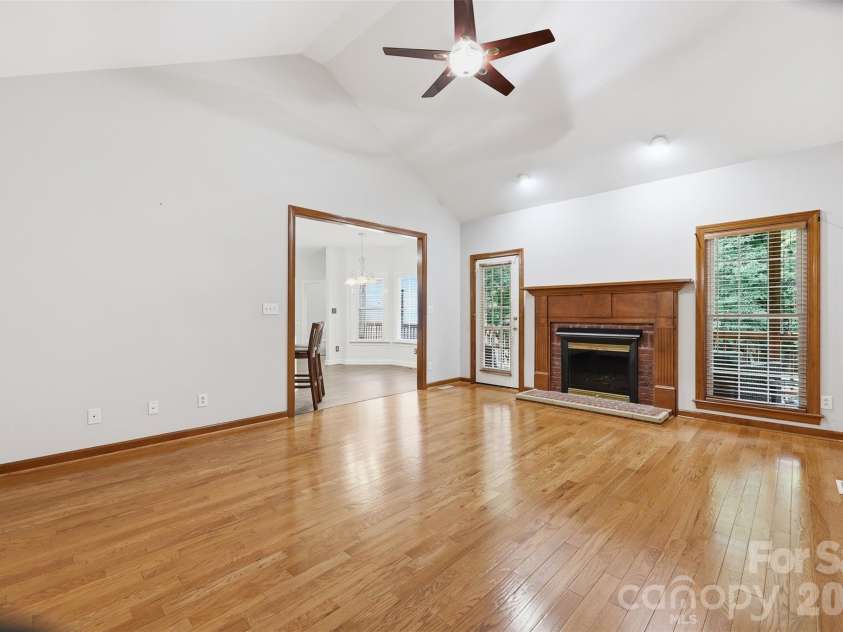 2230 Wedgewood Drive, Matthews, NC 28104.  MLS# CAR4389584, YatesRealty ID 35688. 