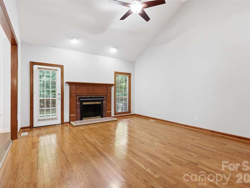 2230 Wedgewood Drive, Matthews, NC 28104.  MLS# CAR4389584, YatesRealty ID 35688. 