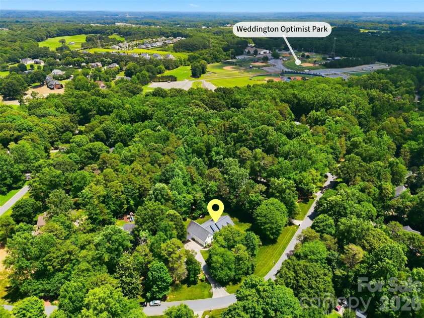 2230 Wedgewood Drive, Matthews, NC 28104.  MLS# CAR4389584, YatesRealty ID 35688. 