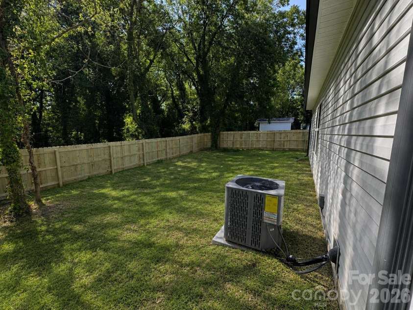 1006 John Street, Monroe, NC 28110.  MLS# CAR4397118, YatesRealty ID 35689. 