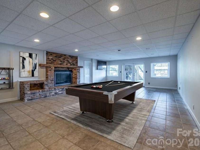 20919 Island Forest Drive, Cornelius, NC 28031.  MLS# CAR4354783, YatesRealty ID 3569. 