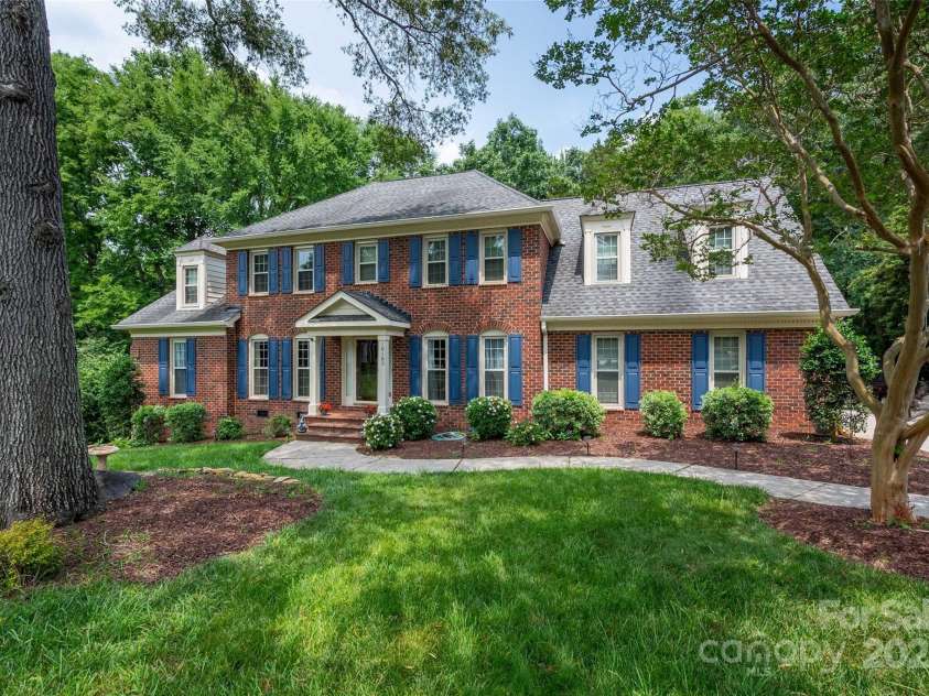 10105 Waterbrook Lane, Charlotte, NC 28277.  MLS# CAR4294248, YatesRealty ID 35690. 