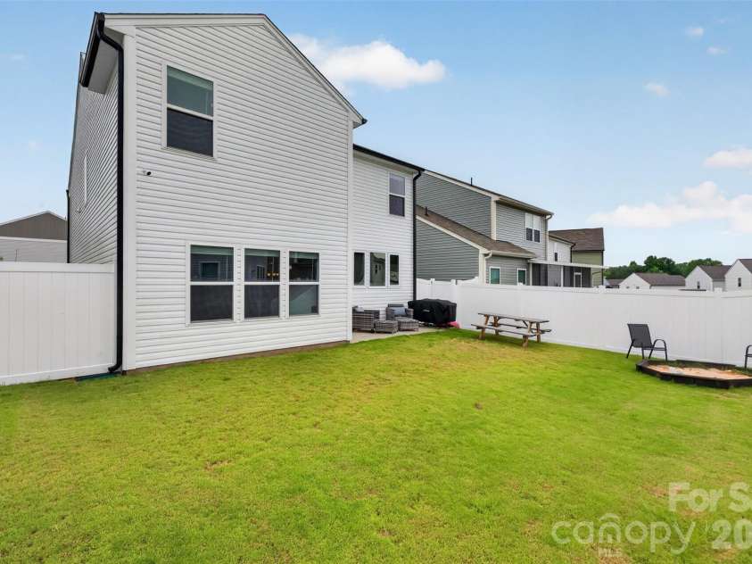 372 Bluebonnet Drive, Salisbury, NC 28146.  MLS# CAR4394168, YatesRealty ID 35693. 
